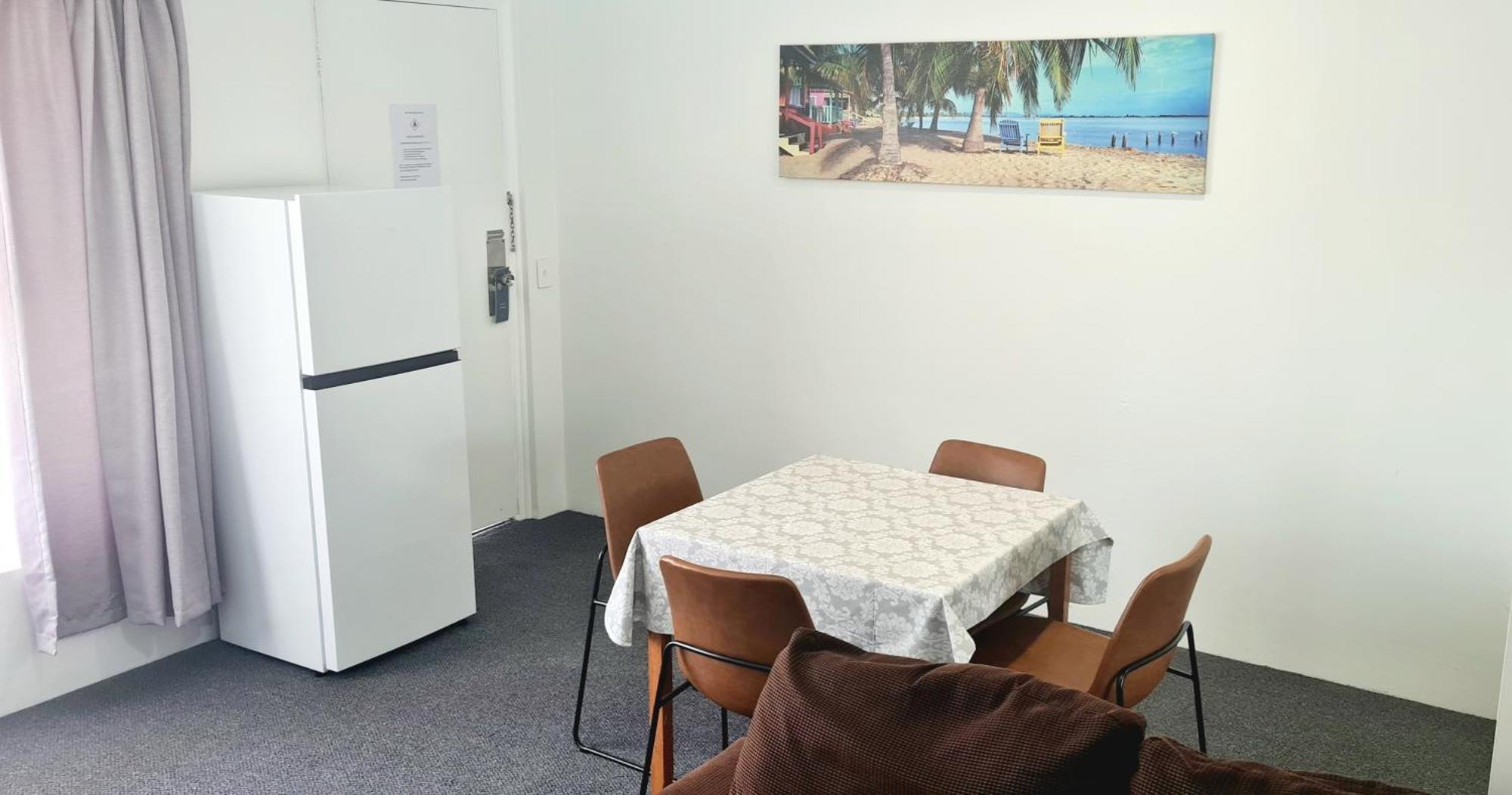 Golden Sands Motor Inn Форстър Екстериор снимка