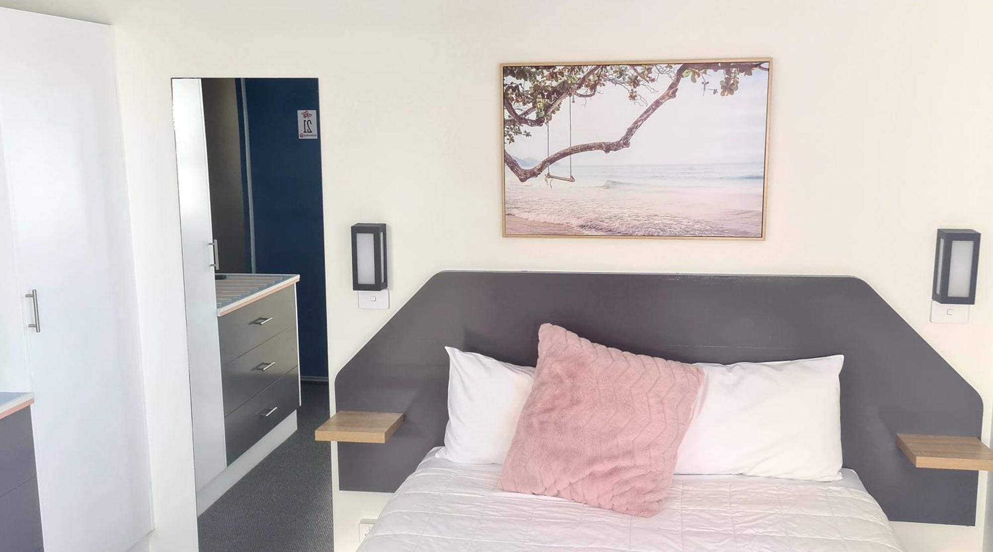 Golden Sands Motor Inn Форстър Екстериор снимка