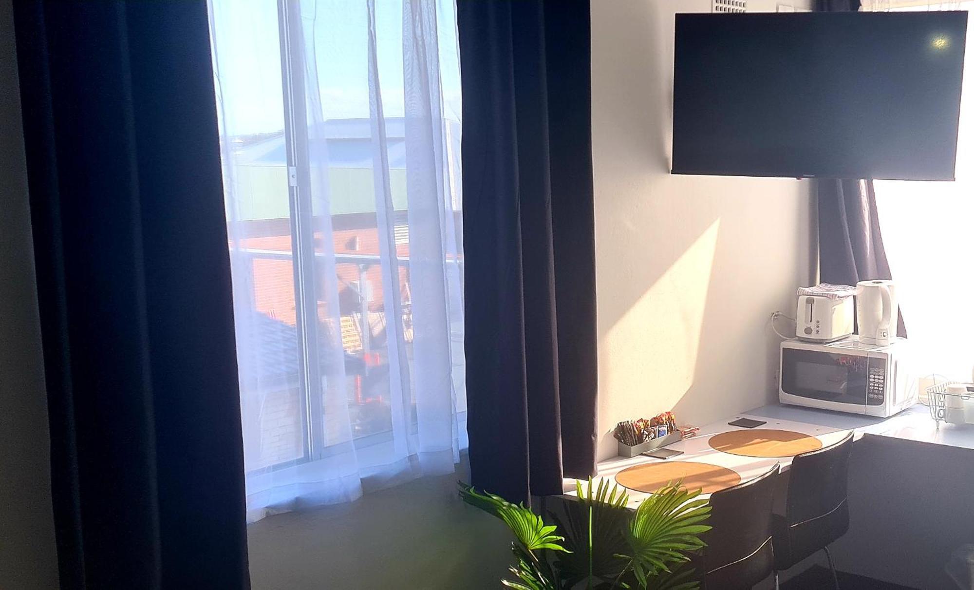 Golden Sands Motor Inn Форстър Екстериор снимка